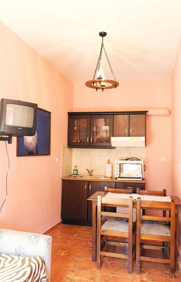 Morfi Hotel Kerkíni Quarto foto